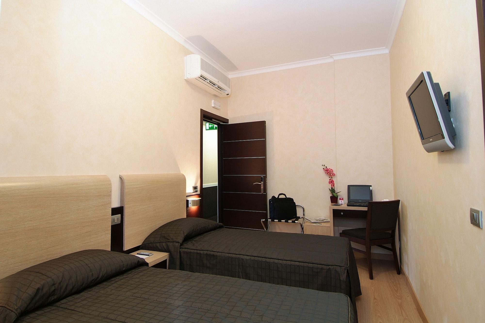 Eh Rome Airport Euro House Hotels Fiumicino Ngoại thất bức ảnh