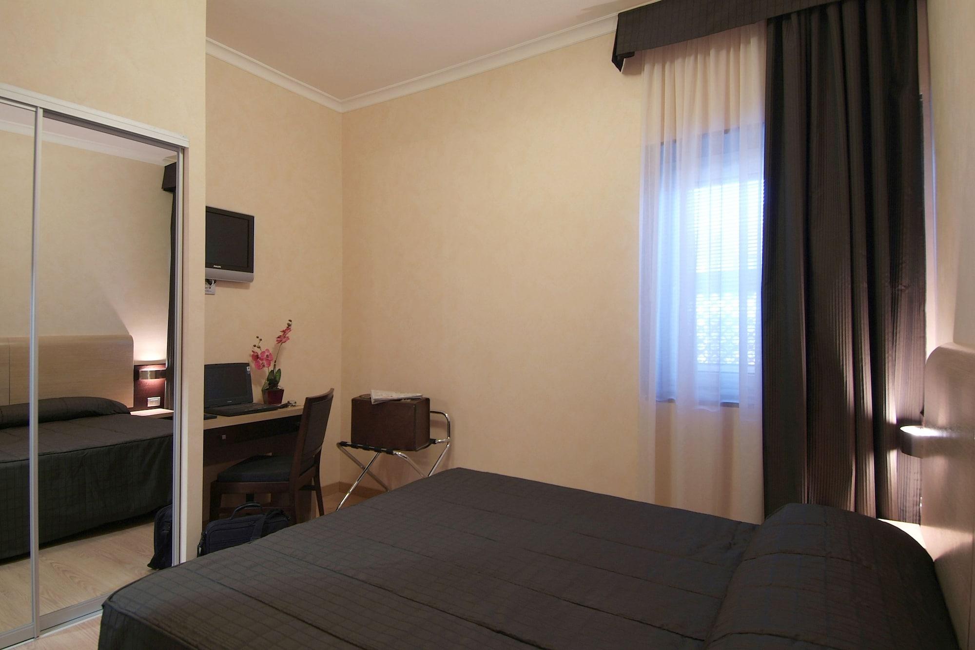 Eh Rome Airport Euro House Hotels Fiumicino Ngoại thất bức ảnh