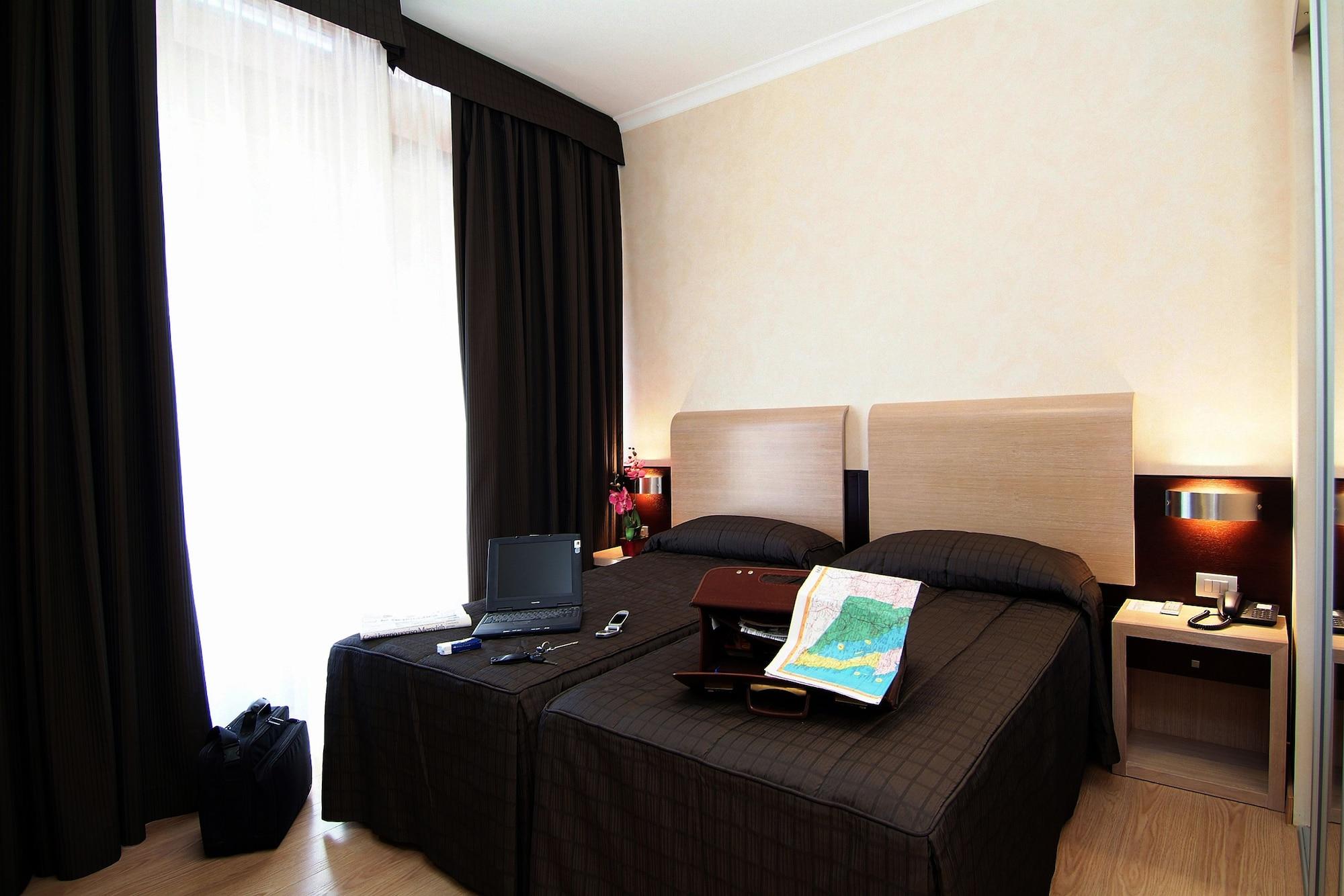 Eh Rome Airport Euro House Hotels Fiumicino Ngoại thất bức ảnh