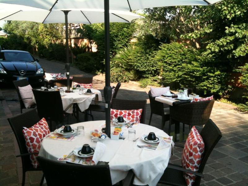 Eh Rome Airport Euro House Hotels Fiumicino Ngoại thất bức ảnh