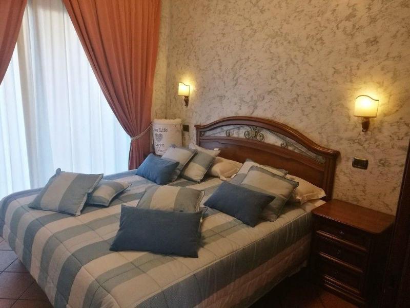 Eh Rome Airport Euro House Hotels Fiumicino Ngoại thất bức ảnh