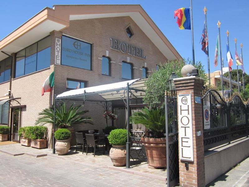 Eh Rome Airport Euro House Hotels Fiumicino Ngoại thất bức ảnh
